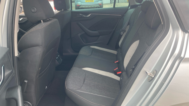 Skoda Kamiq 1.0 TSI 110 SE L Executive 5dr Petrol Hatchback